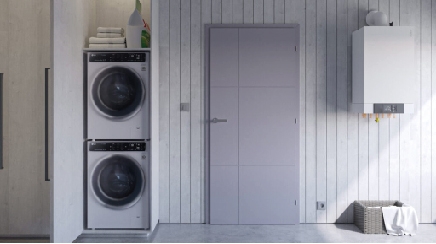 Dveře do prádelny a komory